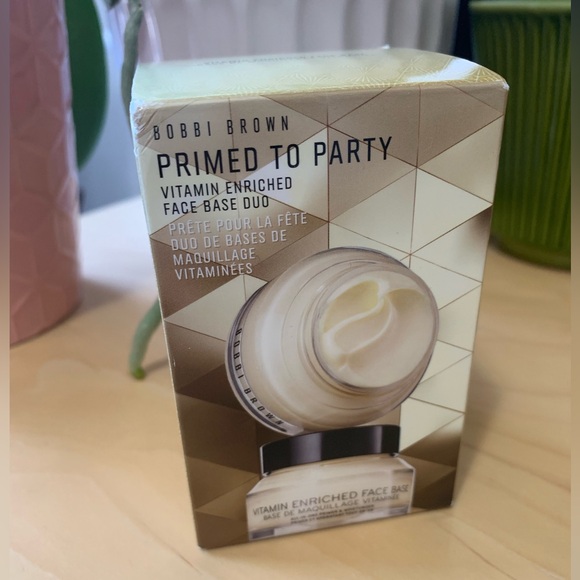 Brand New Bobbi Brown Vitamin Enriched Face Base Duo - Picture 3 of 4